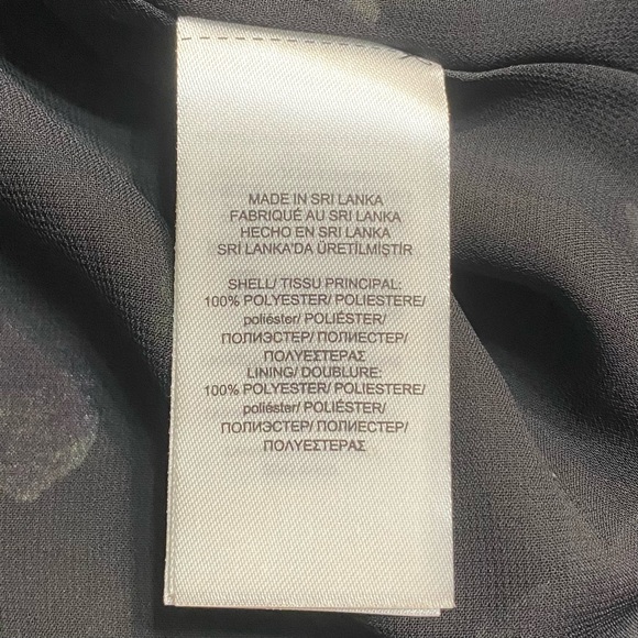 RALPH LAUREN Womens Black Front Ruffled Pleated Floral Print blouse
Size 14 - Picture 12 of 16